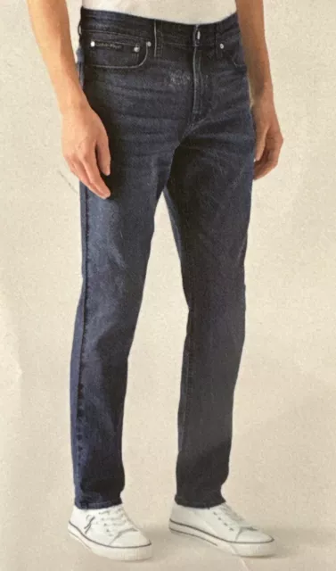 Calvin Klein Men's Slim Straight Jean Classic Mid blue Wash 40x32