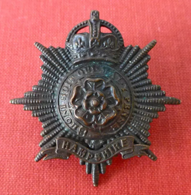 British Ww2 Hampshire Regiment Infantry Officer Bronze Kings Crown Osd Cap Badge