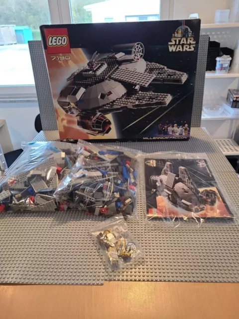 Lego Star Wars 7190 Millenium Falke Incl Figuren Anleitung und Ovp