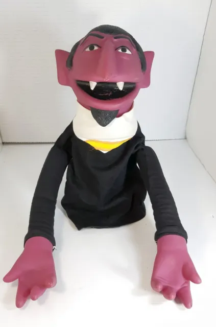 VTG 70s Sesame Street The Count Von Count Hand Puppet Vinyl Head/Hands Canadian!