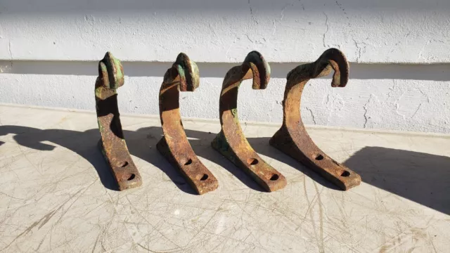 Antique cast iron hooks harness tack oars ser of 4