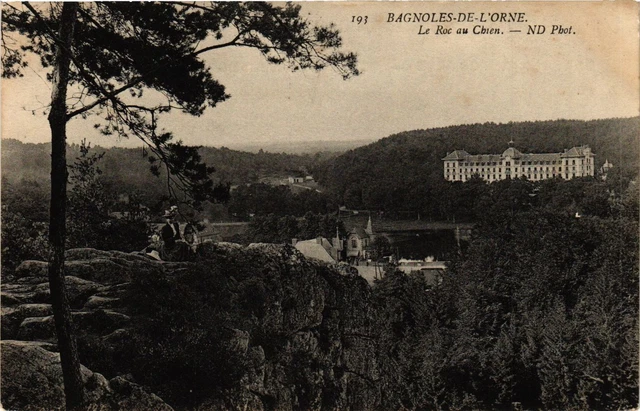 CPA BAGNOLES-de-l'ORNE - Le Roc au Chien (355388)