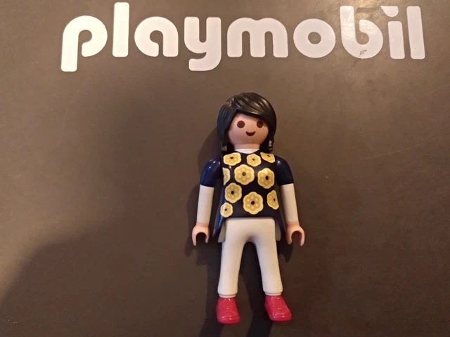 PLAYMOBIL FIGURA CITY Mujer Con Camiseta Flores 2/8/18 EUR 2,00