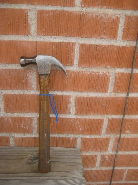 1960s Vintage 16 oz. Head TRUE TEMPER - KELLY PERFECT *** Curved Claw Hammer USA