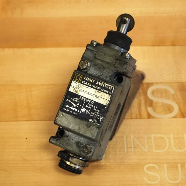 Square D C54D Class 9007 Series A Limit Switch with Operating Head - USED