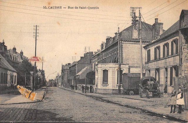 Cambrai - CPA 59 CAMBRAI PLACE AU BOIS MARCHE DU 24