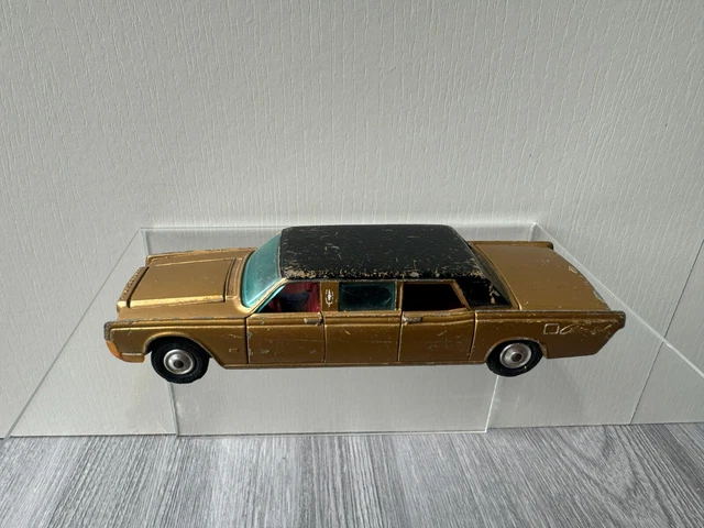 CORGI TOYS - 1/43 - 262 - LINCOLN CONTINENTAL, or/doré métal