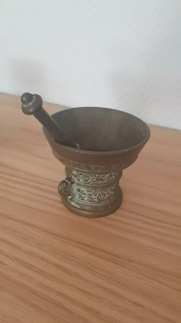 Bronze Mörser mit Pistill MARGRETA , BLAWHVLCK ANNO 1642