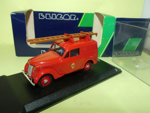 IXOMODELS, RENAULT Juvaquatre Lieferwagen Pompiers de Paris 1953, 1/43