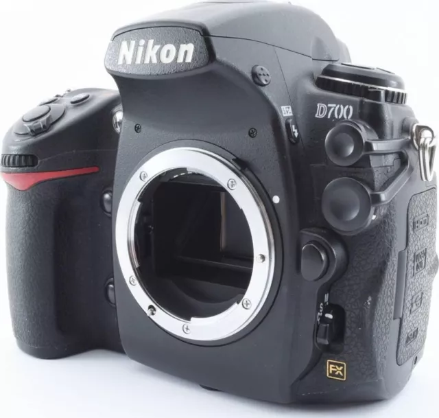 Near Mint Nikon D700 12.1 MP Digital SLR Camera Body From JAPAN ship Fedex