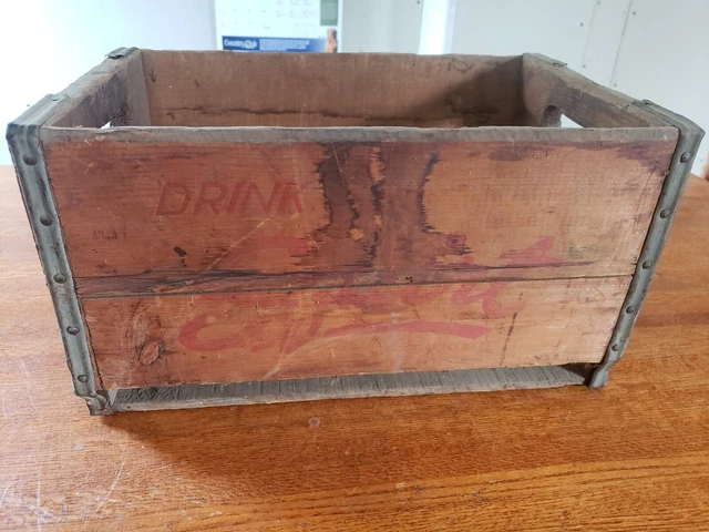 Vtg 1950 Squirt Wooden Box Crate Pop Soda Case Carrier Wood Old Usa