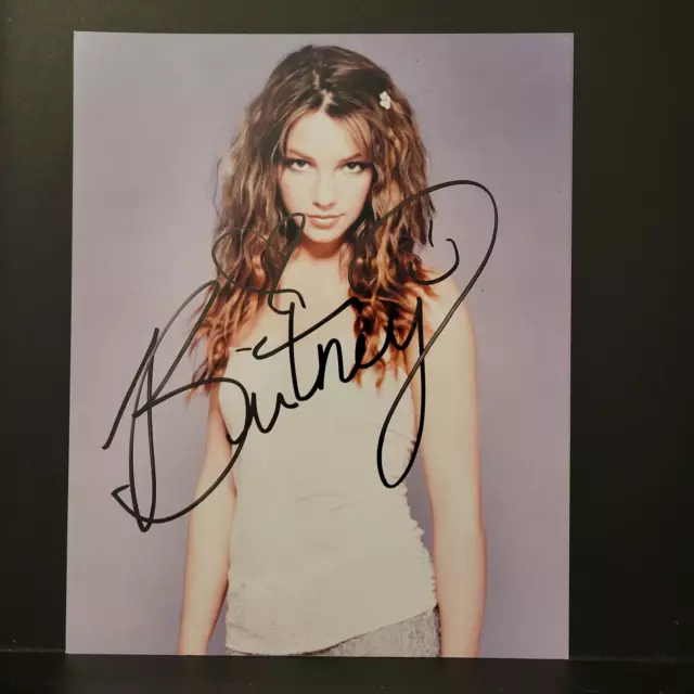 Britney Spears signed photo , Original, Vintage, Great Gifts, 60s 80s 90s