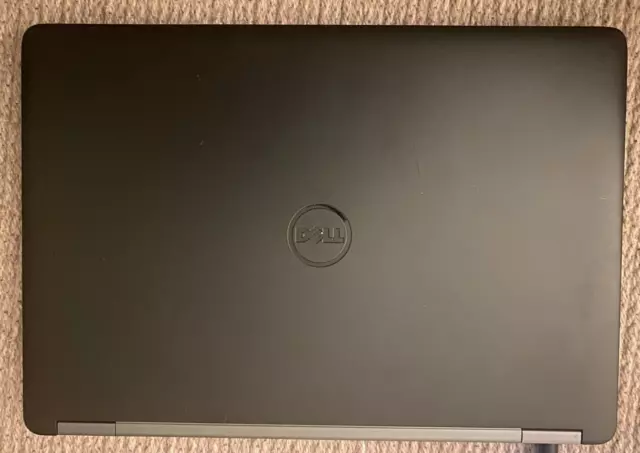 pc portable dell latitude e7470 core i5 6eme gen sans ram /ssd/batterie/chargeur