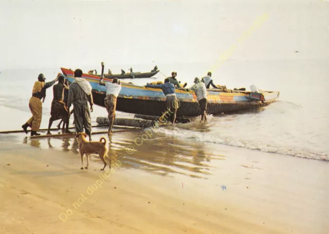 CPM AFRIQUE CONGO POINTE NOIRE Départ pour la pêche ca1995