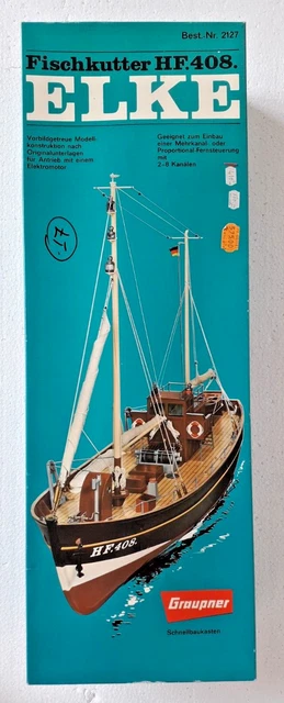 Maquette Bateau Bois BATEAU RC KRICK AVANTI 5 Monté Avec Moteur