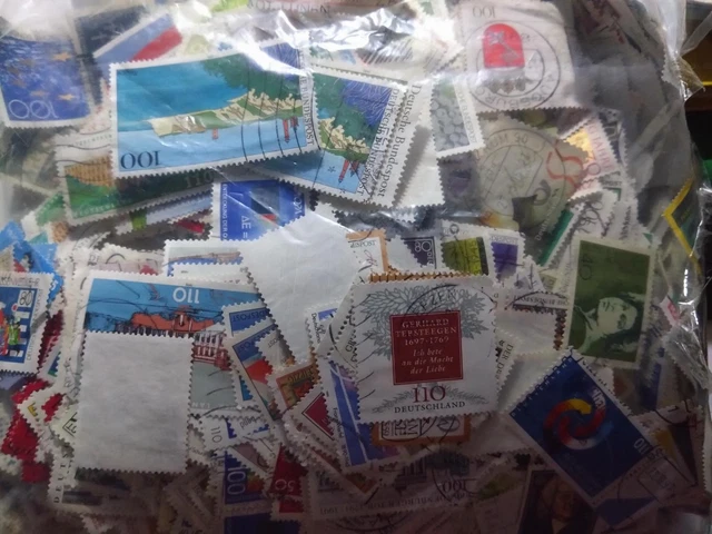 1 kg Bund Sondermarken papierfrei (#88660)