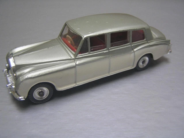 Dinky Toys Rolls-Royce Phantom V N°198 – Miniature Ancienne, Occasion