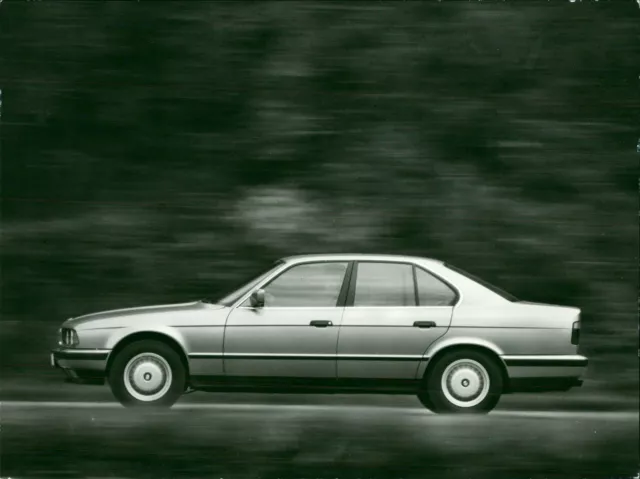 BMW 5 Series - Vintage Photograph 2421172