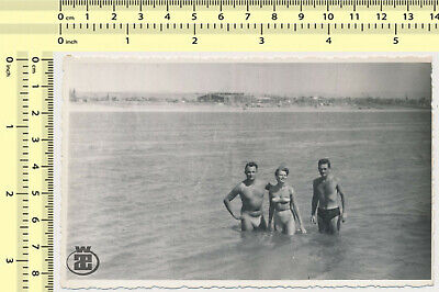 #048 1950'S BEACH Bikini Woman Muscular Shirtless Men Trunks Bulge ...