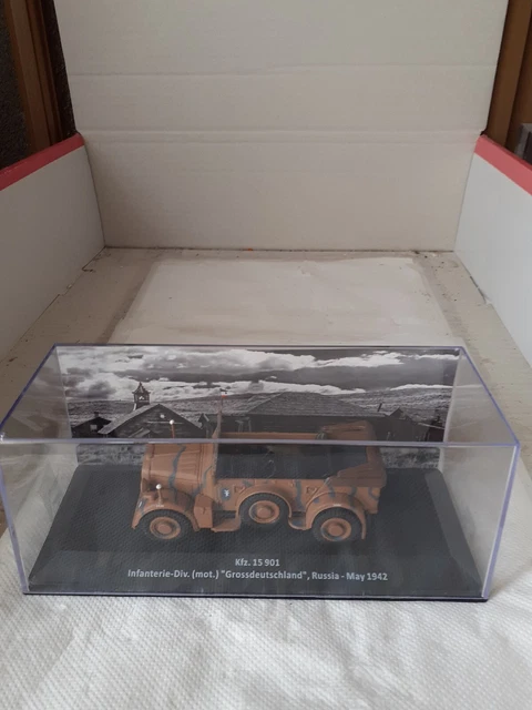 Atlas IXO 1/43 Modellauto: Horch Kfz 15 Generalstab Produktbild-Vorschau 13