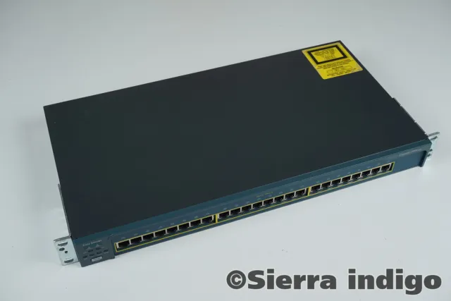 WS-C2950-24-RF Cisco 24-Port Switch with Rack Mount Brackets