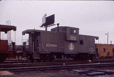 IC-Illinois Central caboose # 199311 @ Glen Yard IL-1992 Kodak slide