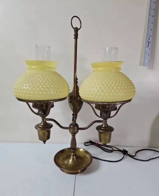 VTG  DOUBLE ARM BRASS n MILK GLASS HOBNAIL SHADES w OIL FONT LIGHT LAMP READ!!!