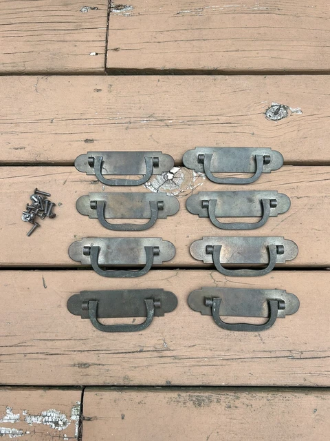 Vintage/antique Set Of 8 Architectural Salvage Drawer Pulls Art Deco Metal