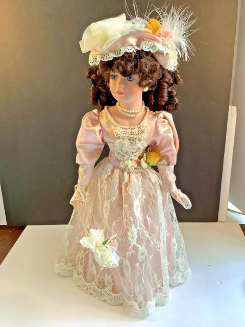 Porcelain Doll Heritage Signature Collection Savannah-Southern Romance  #12271