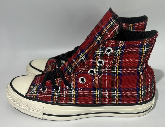 Preowned Hi Top Converse Chuck Taylor Red Plaid 146376 Womens Sz 6 youth Sz 4.
