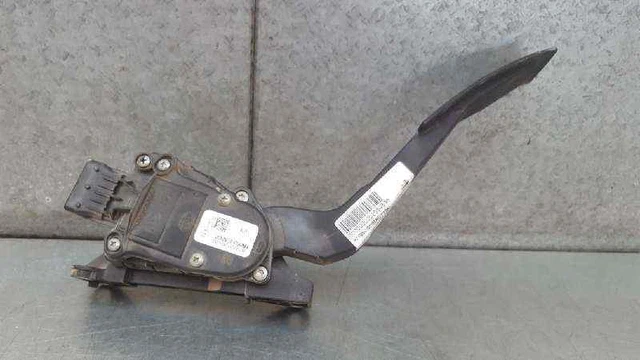 18002EA000 potentiometre accelerateur Nissan PATHFINDER III 2084635