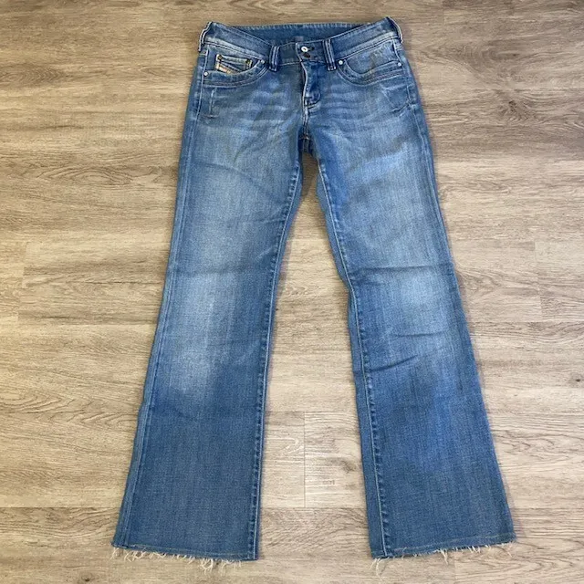 Vintage DIESEL Women's Size 28 RONHAR Low Rise Light Wash Denim Boot Cut Jeans