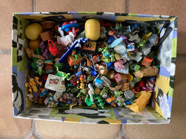 Lot Revendeur 150 Pièces - Vêtements Vintage Et Années 2000 - Taille M - Occasion Très Bon État
