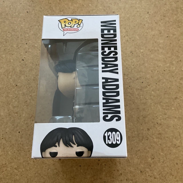 Funko Pop! Vinyl: The Addams Family - Wednesday Addams #1309 Damage 2