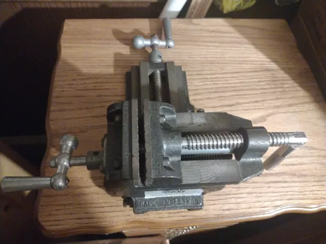 AMT X-Y Cross Slide Drill Press Vise