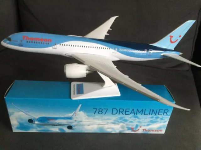 Thomson Airways Boeing 787 Dreamliner Premier Portfolio Model 1:200 Scale