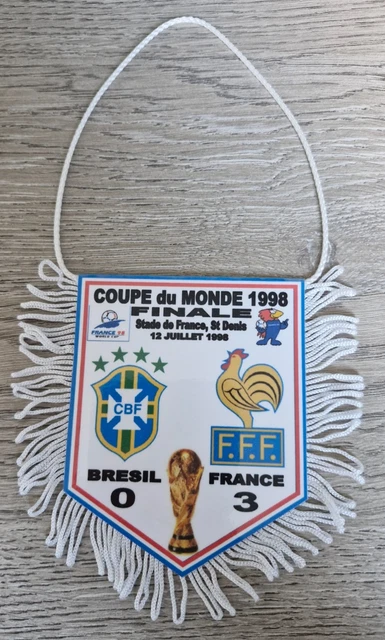 Grand Fanion Belgique - Pays De Galles Coupe Du Monde USA 1994 - Pennant Vintage Football