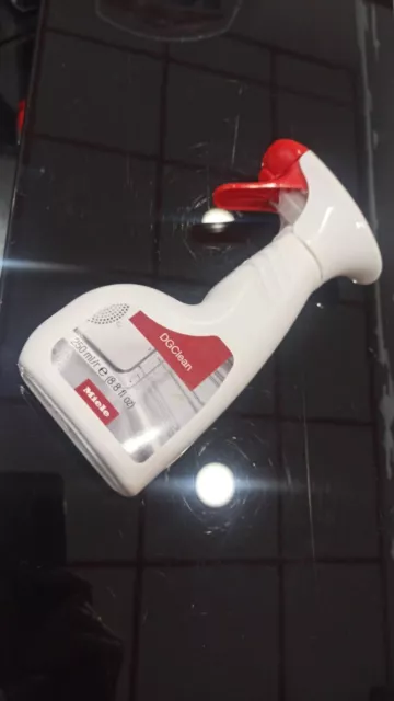 DGClean 250 ml Limpiador Hornos de vapor combinados MIELE