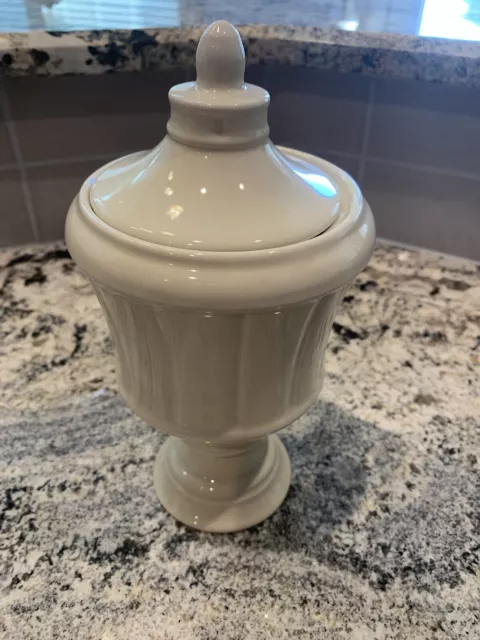 Vintage Ceramic Glazed Lidded Urn Or Jar Shiny Finish 8 Inches Tall Top Of Lid