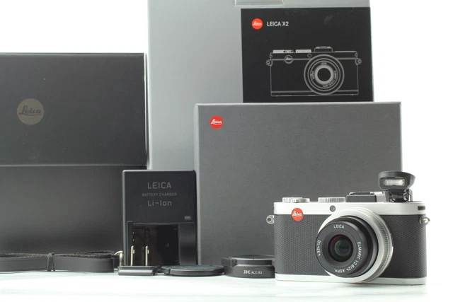 [Near MINT+++ / In Box] Leica X2 Compact Digital Camera Silver From JAPAN
