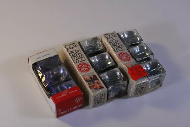 Lot of 2 GE, 1 Westinghouse Flash Cubes - 3 Boxes of 3 Cubes (36 Flashes) /419