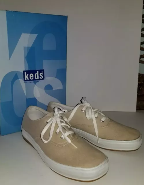 KEDS khaki Tan Cotton Canvas Lace Up Comfort Athletic Sneakers. 9