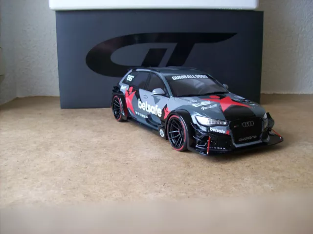 Audi RS6 DTM Avant + Dachbox  1:18  GT Spirit