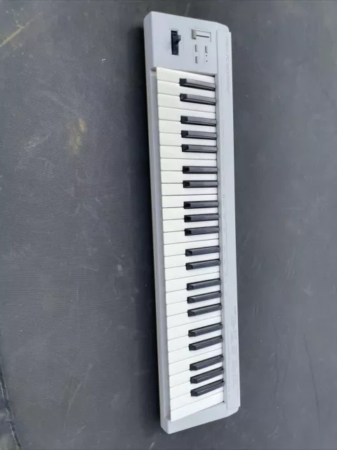 Roland Pc-180A Midi Keyboard Controller