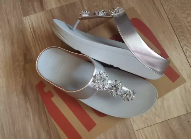 FitFlop Galaxy Toe-Post Thong Sandals Silver Sparkling Beads US 9 41 NIB $79