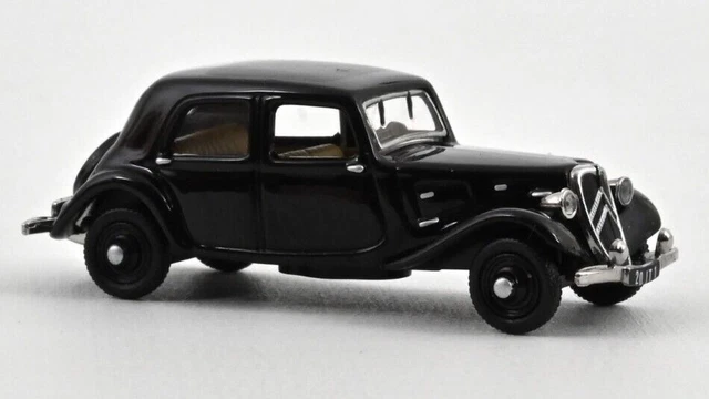 Norev - PANHARD DYNA Z12 1957 blanc Neuf NBO HO 1/87