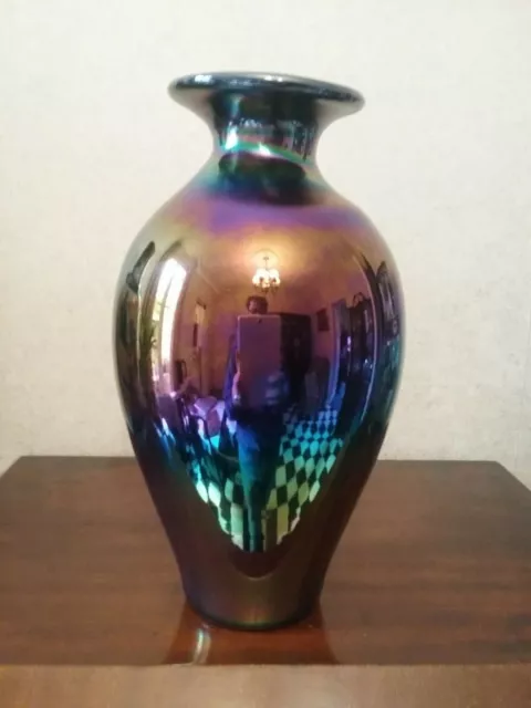 Grand vase en verre irridescent