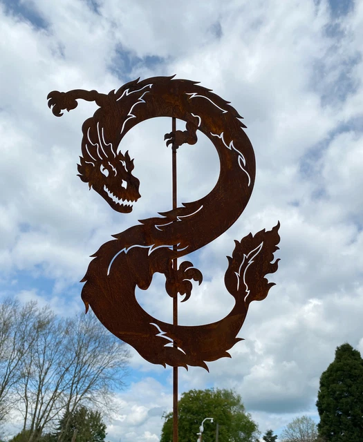 Gartenfigur Phönix Aus Edelrost – 48x80 Cm, Mit Stab (ca. 115 Cm), Metall-Deko Für Draußen