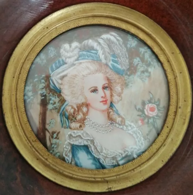 Ancienne MINIATURE PEINTURE Portrait de MARIE ANTOINETTE A LA ROSE signé