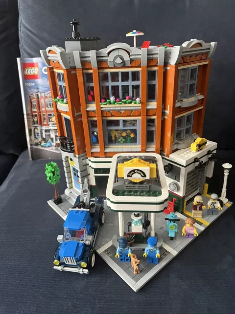LEGO CREATOR EXPERT Corner Garage 10264 Retired New Sealed